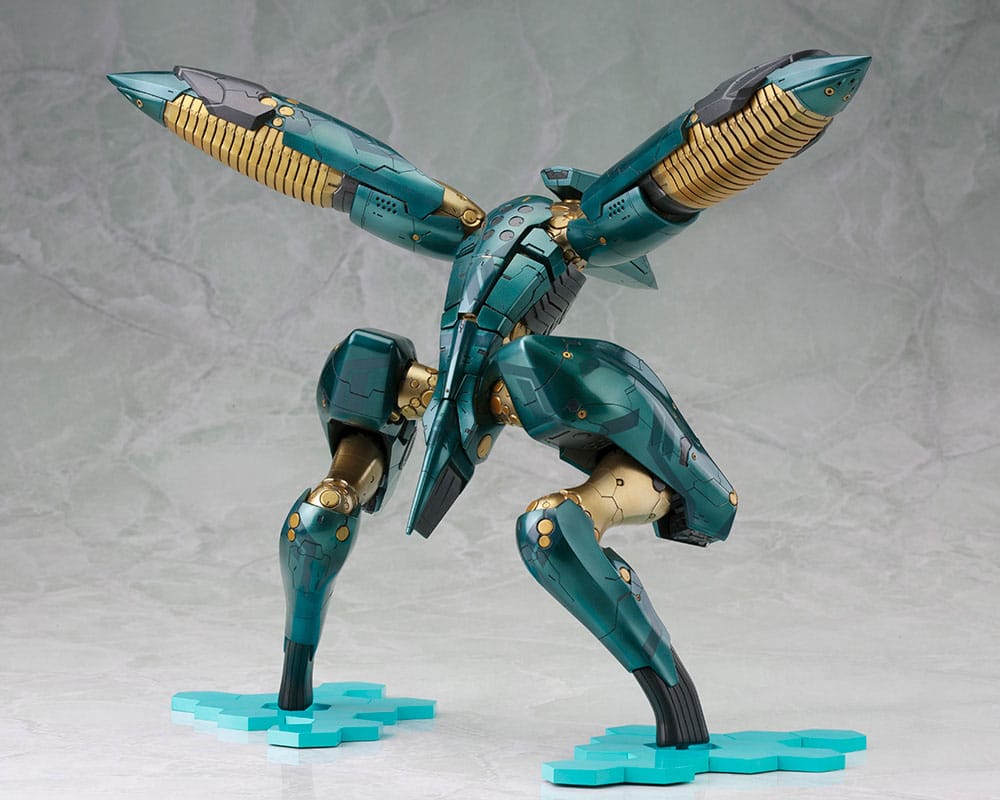 Metal Gear Solid 4 Plastic Model Kit 1/100 Metal Gear Ray 21 cm 