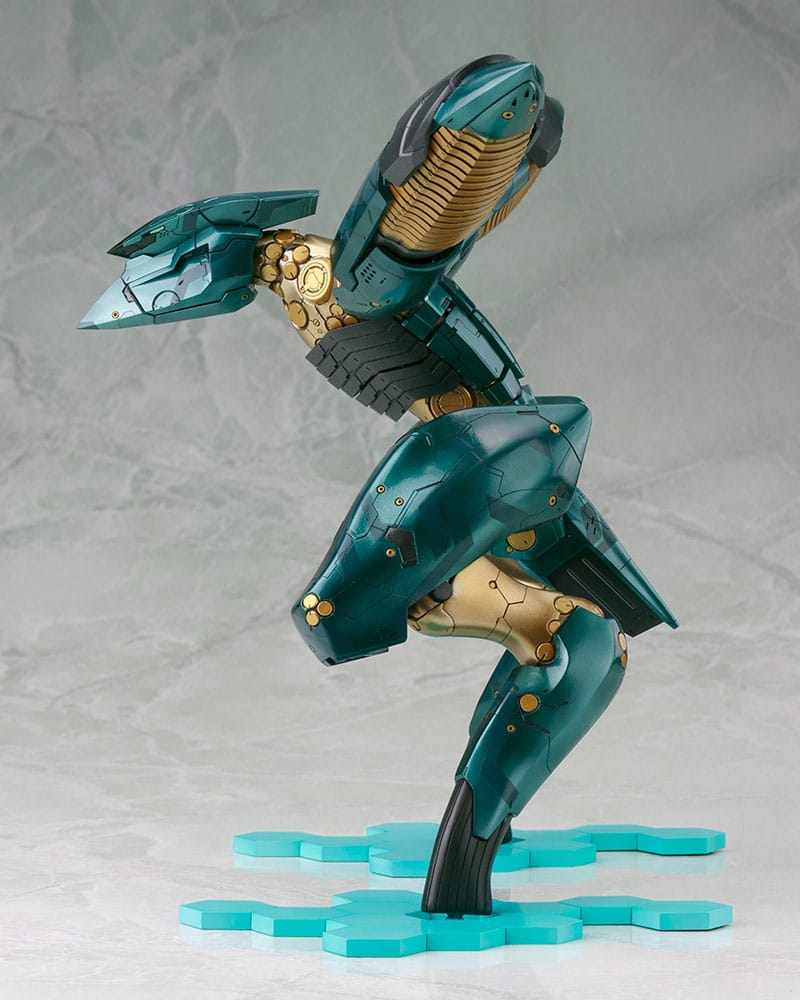 Metal Gear Solid 4 Plastic Model Kit 1/100 Metal Gear Ray 21 cm 