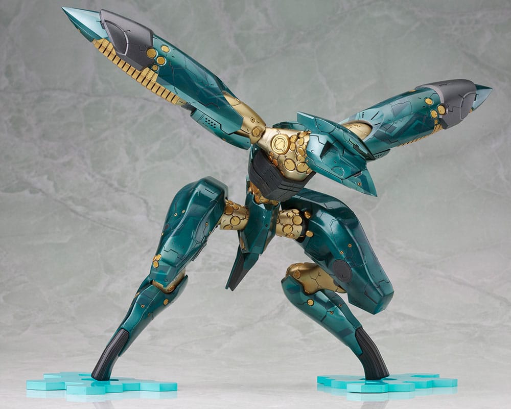Metal Gear Solid 4 Plastic Model Kit 1/100 Metal Gear Ray 21 cm 