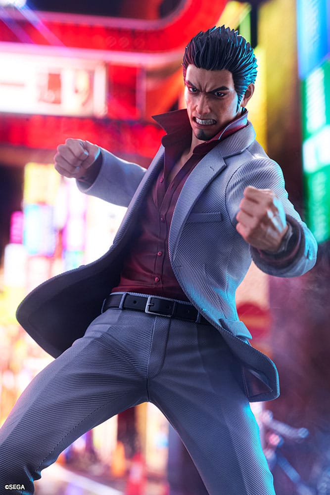 Like a Dragon PVC Statue 1/6 Kazuma Kiryu 29 cm   
