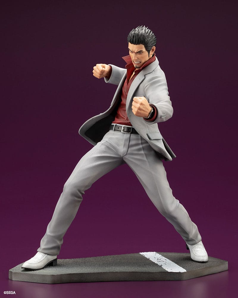 Like a Dragon PVC Statue 1/6 Kazuma Kiryu 29 cm   