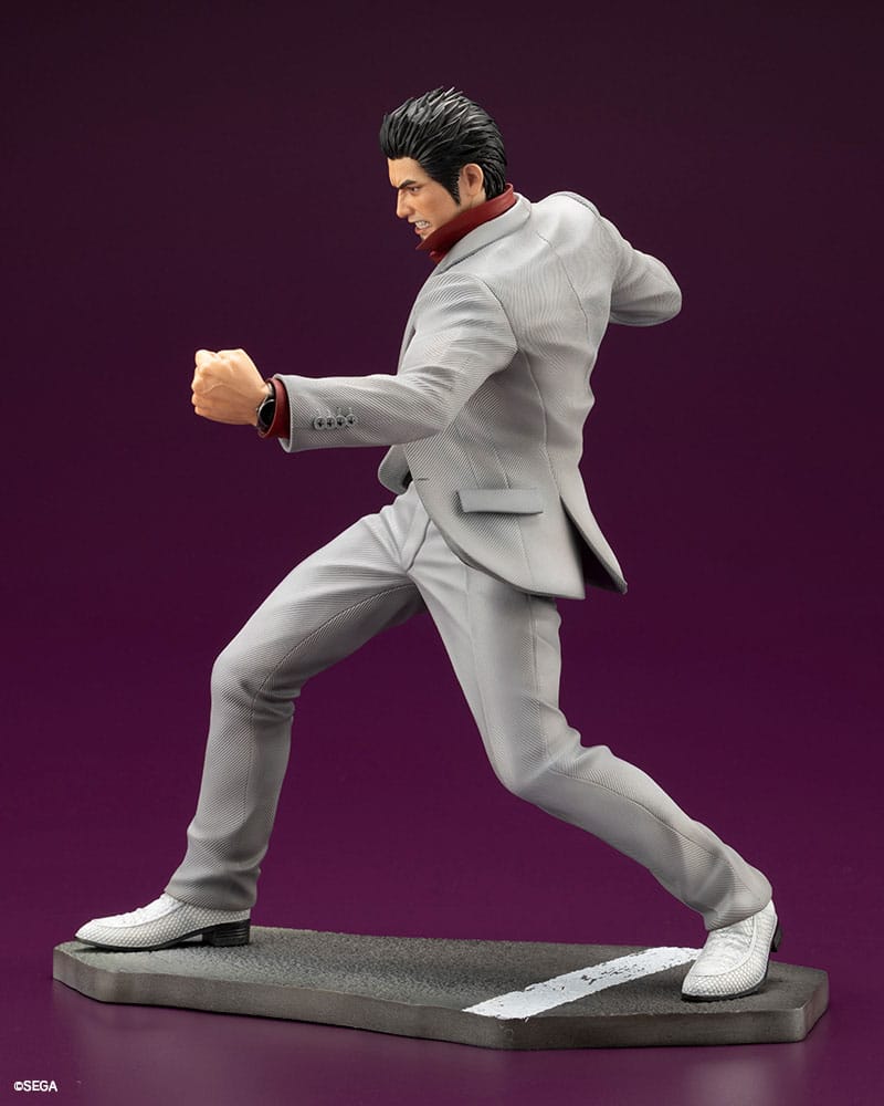 Like a Dragon PVC Statue 1/6 Kazuma Kiryu 29 cm   