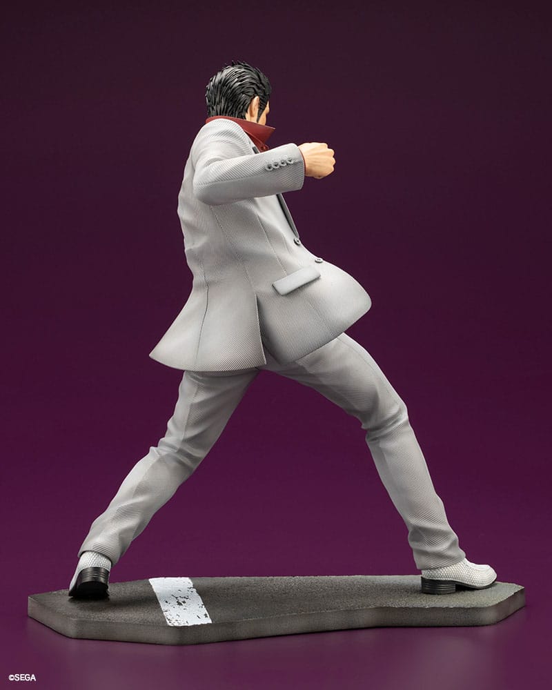 Like a Dragon PVC Statue 1/6 Kazuma Kiryu 29 cm   