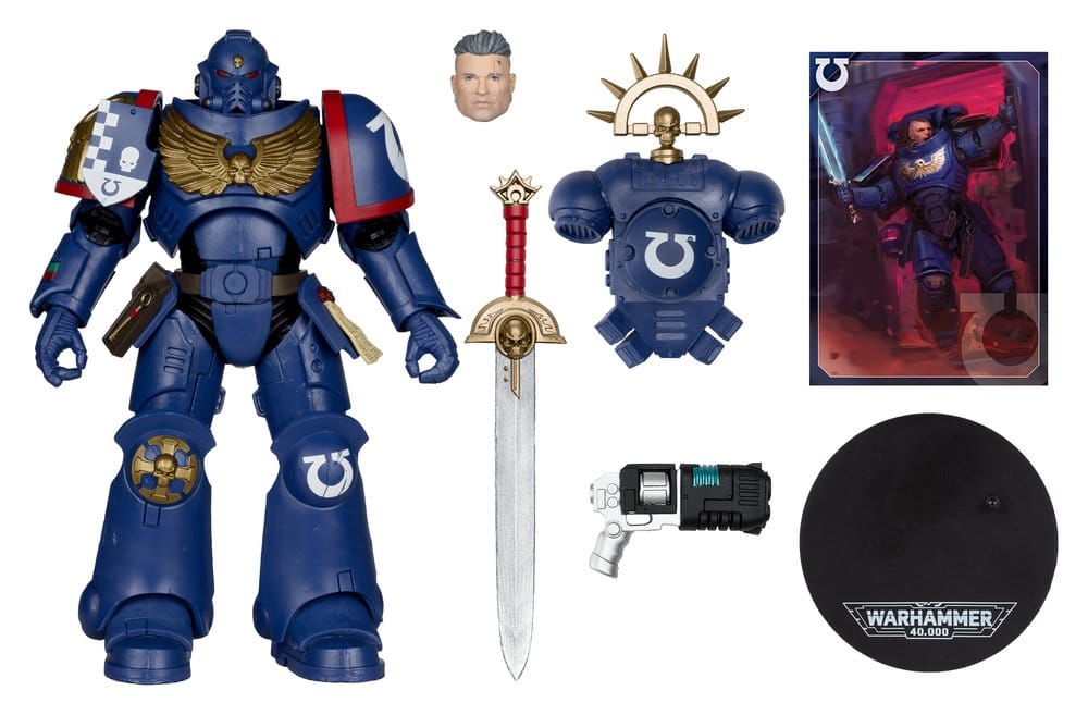 Warhammer 40,000 Total War Actionfigur 3rd Company Lieutenant (Ultramarines) 18 cm