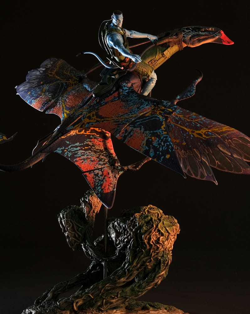 Avatar: The Way of Water Actionfigur Recom Quaritch & RDA Banshee (Gold Label) 