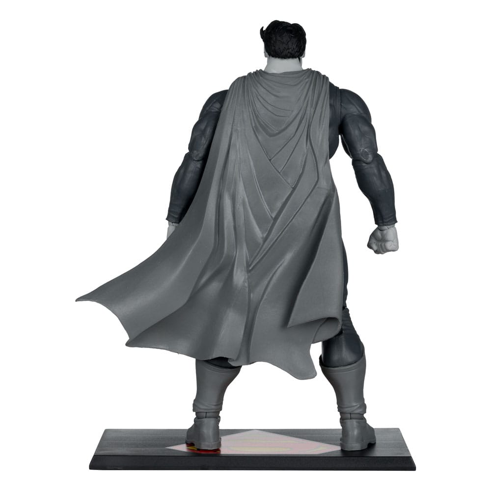 DC Multiverse Actionfigur Superman (The Dark Knight Returns) (Black & White Accent Edition) (Gold Label) 18 cm