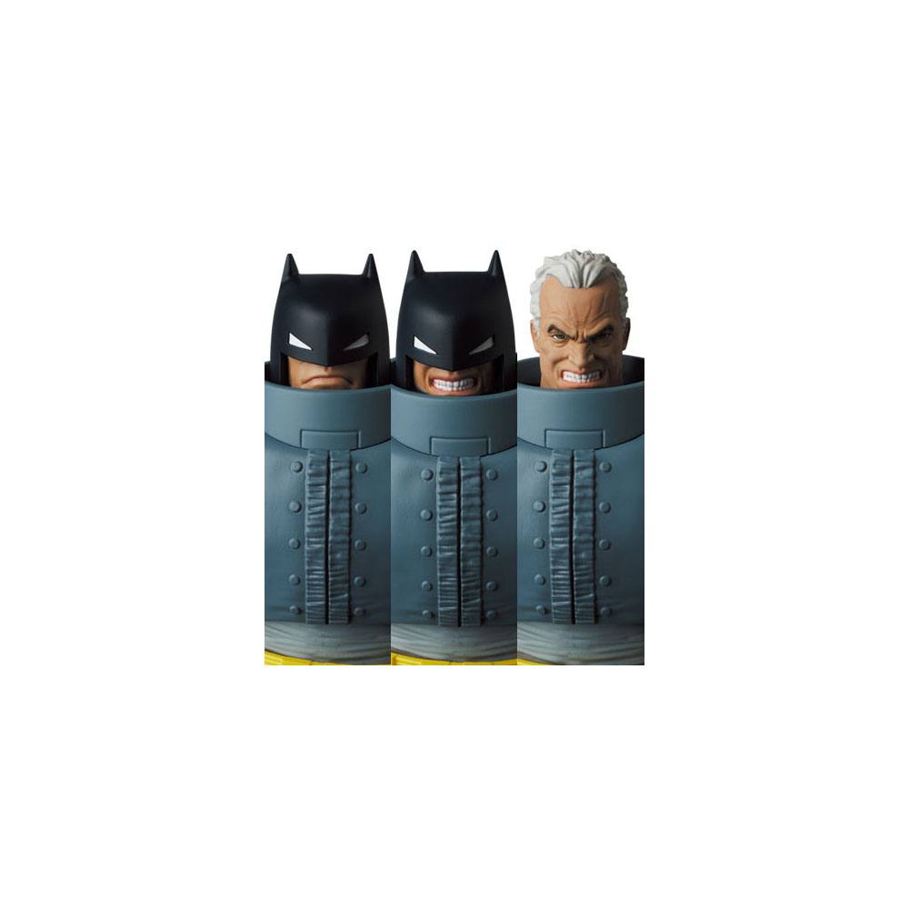 Batman MAFEX Actionfigur Armored Batman (TDKR) 16 cm (re-run)
