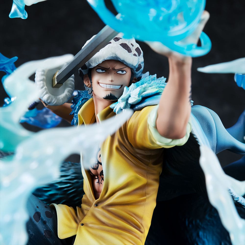 One Piece Portrait Of Pirates WA-MAXIMUM PVC Statue Trafalgar Law The Surgeon of Death Awaken Ver. 27 cm     