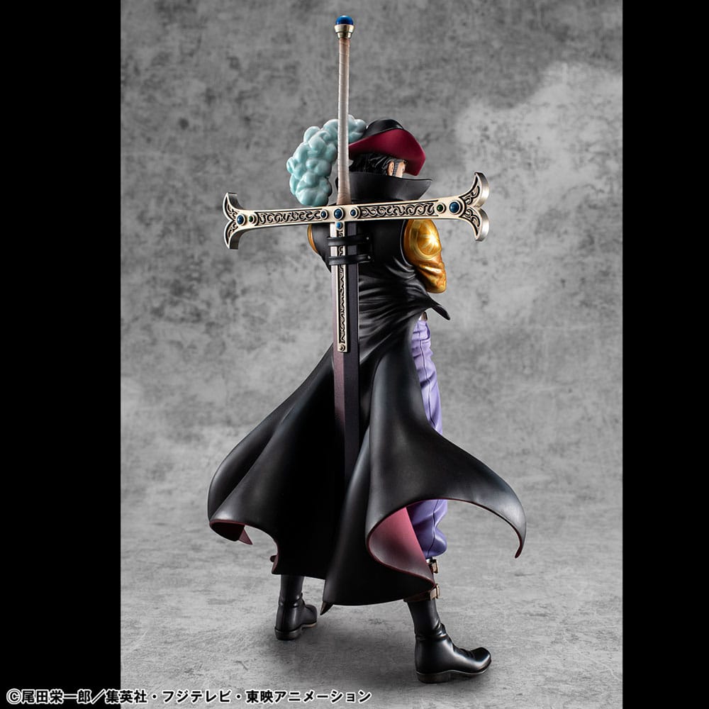 One Piece P.O.P SA-MAXIMUM PVC Statue Hawk Eye Dracule Mihawk Ver. R 29 cm 