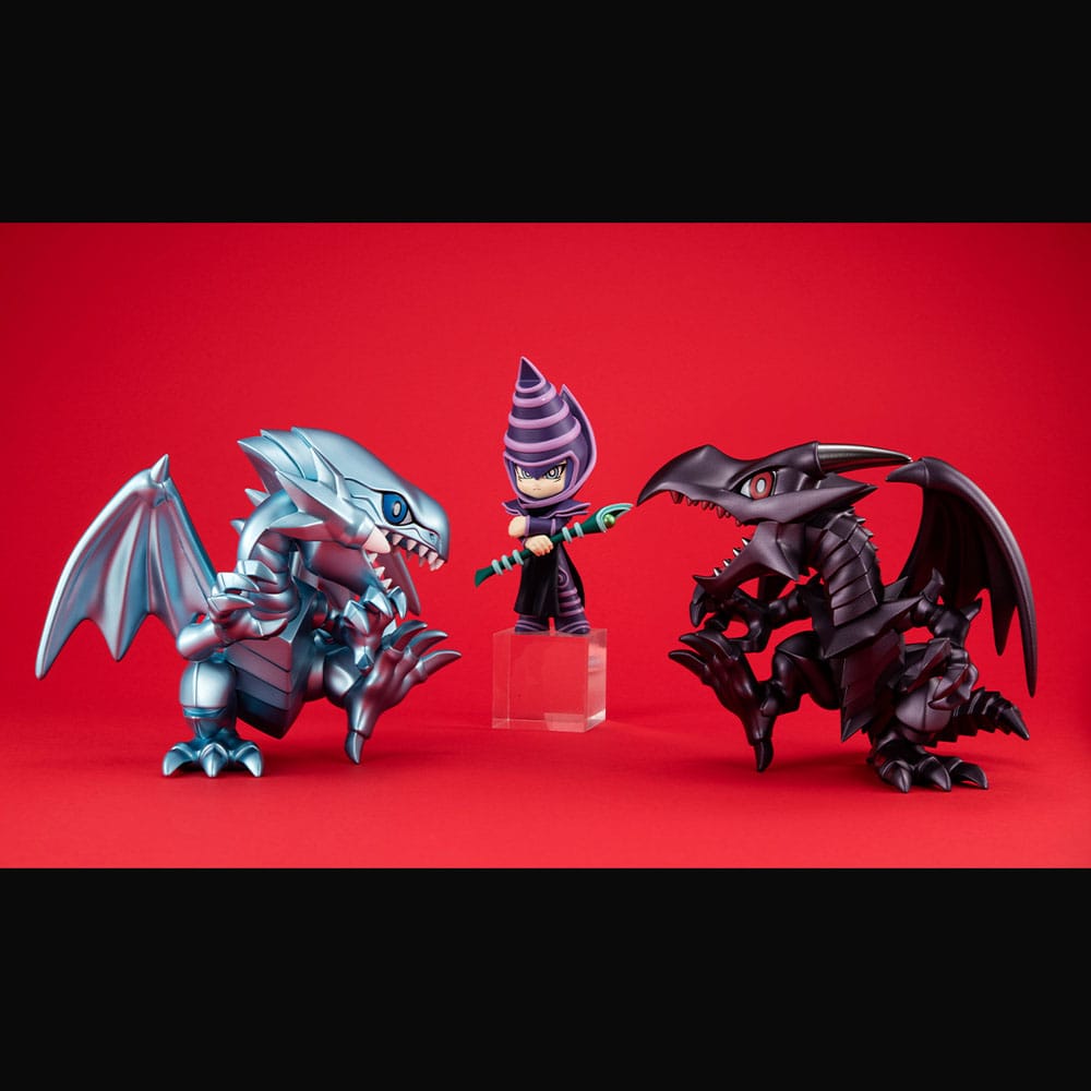 Yu-Gi-Oh! Duel Monsters Megatoon PVC Statue Red Eyes Black Dragon & The Winged Dragon of Ra 13 cm (with gift) 