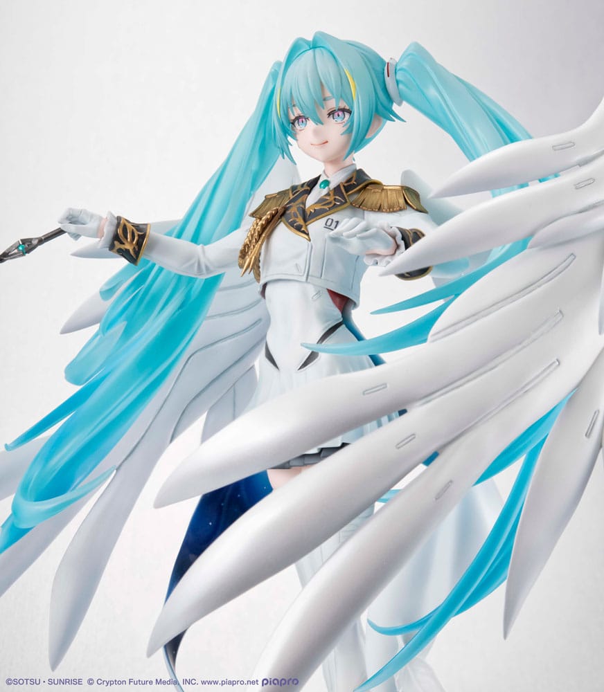 Mobile Suit Gundam x Hatsune Miku Lucrea PVC Statue Hatsune Miku x Wing Gundam Zero EW 45th Anniversary 27 cm        