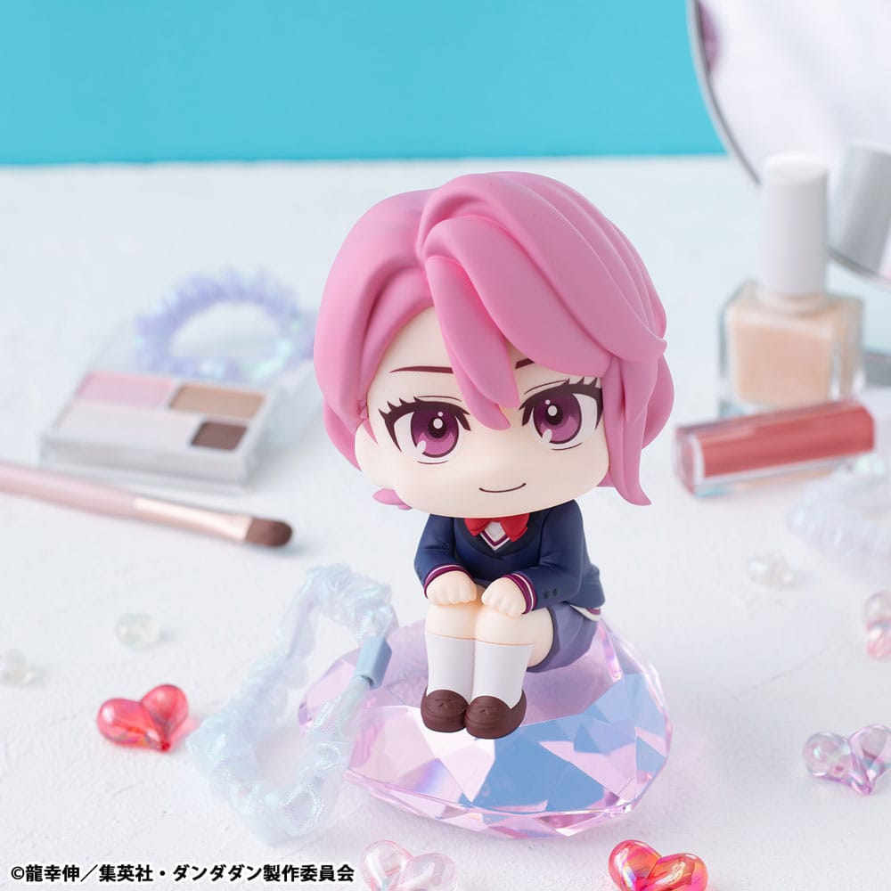 Dandadan Look Up PVC Statue Aira 11 cm          