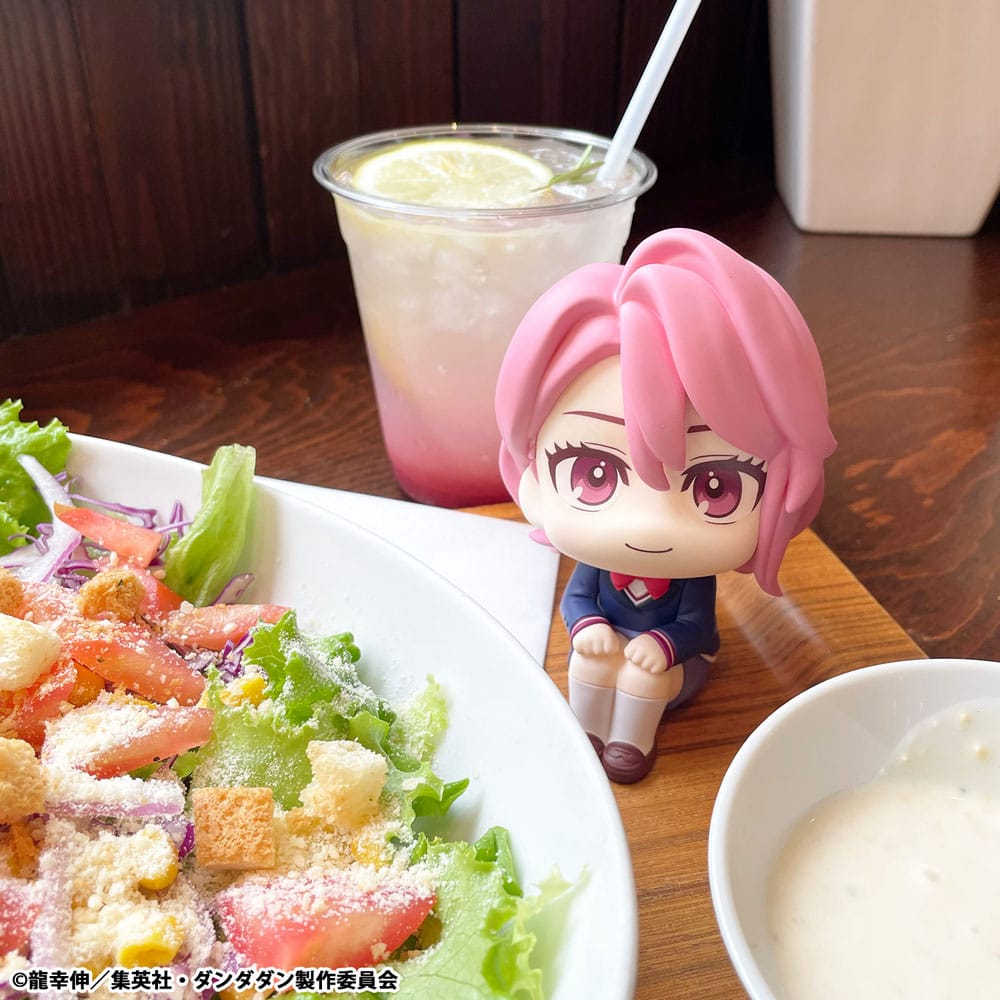 Dandadan Look Up PVC Statue Aira 11 cm          