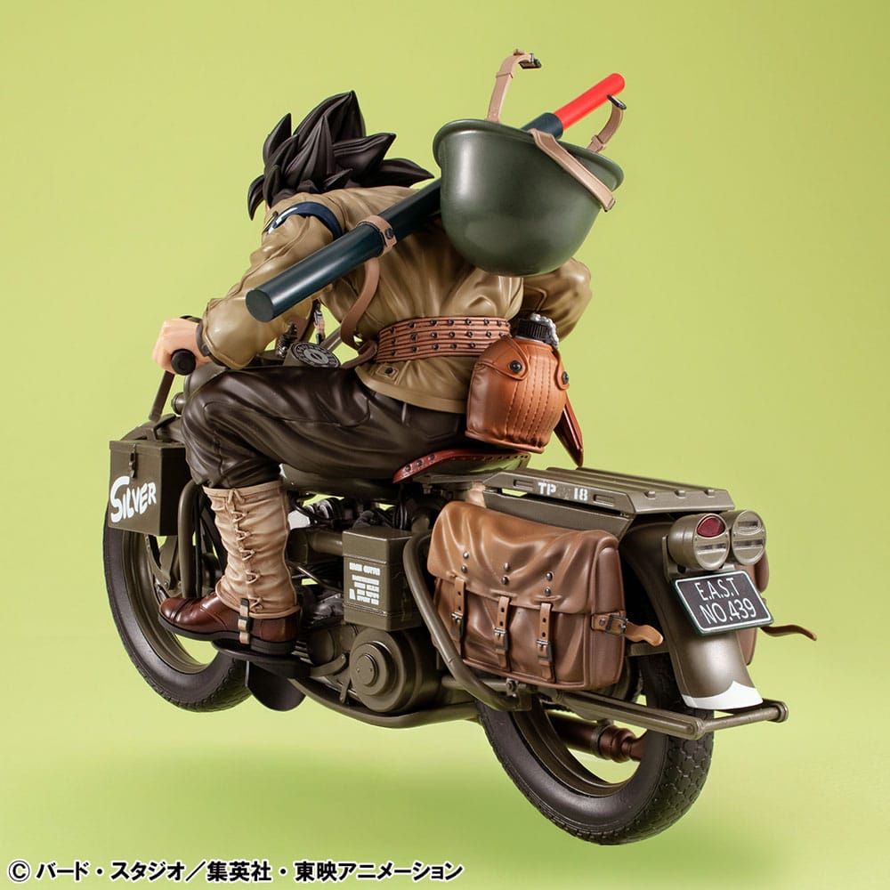 Dragonball Z 05 Desktop Real McCoy PVC Diorama Son Goku & Bike 18 cm  