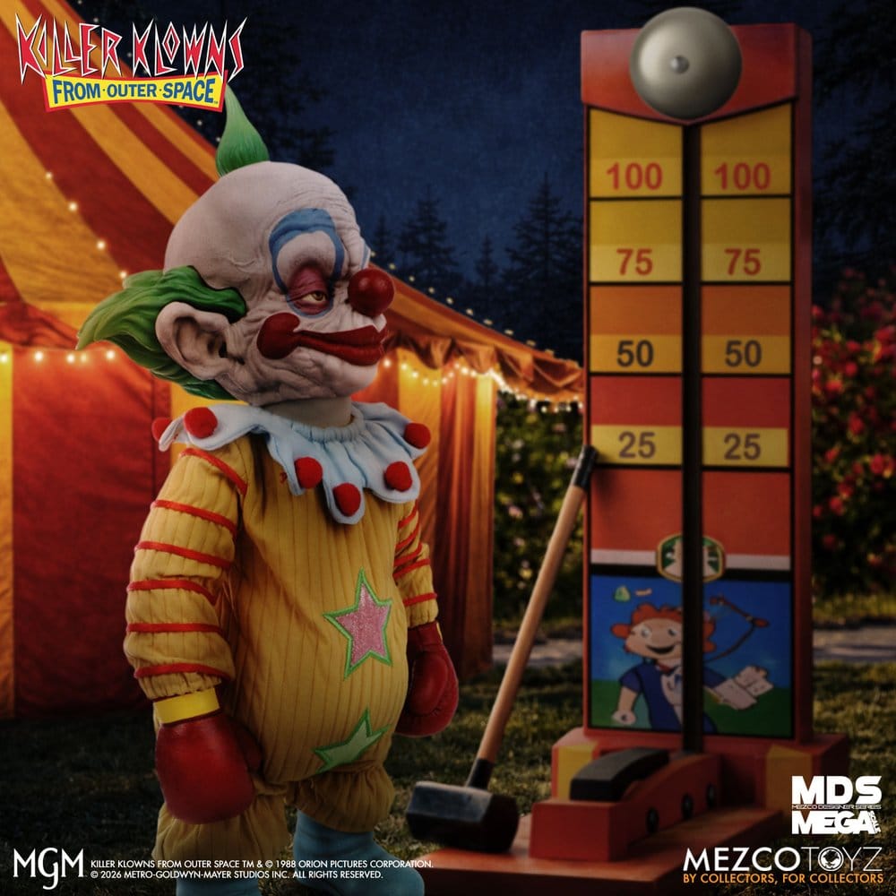 Space Invaders MDS Mega Scale Puppe Shorty 38 cm