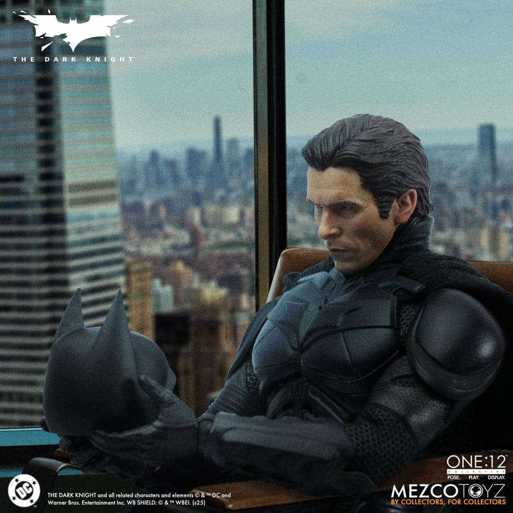 The Dark Knight Actionfigur 1/12 Batman 17 cm