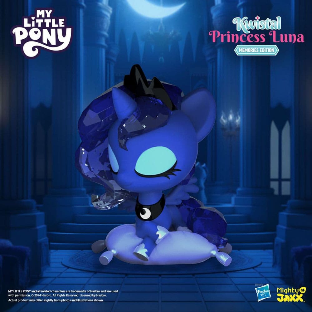 My Little Pony Vinyl Figure Princess Luna Memories Edition 15 cm 