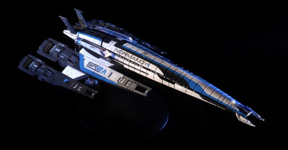 Mass Effect Die-Cast Normandy SR-2 22 cm 