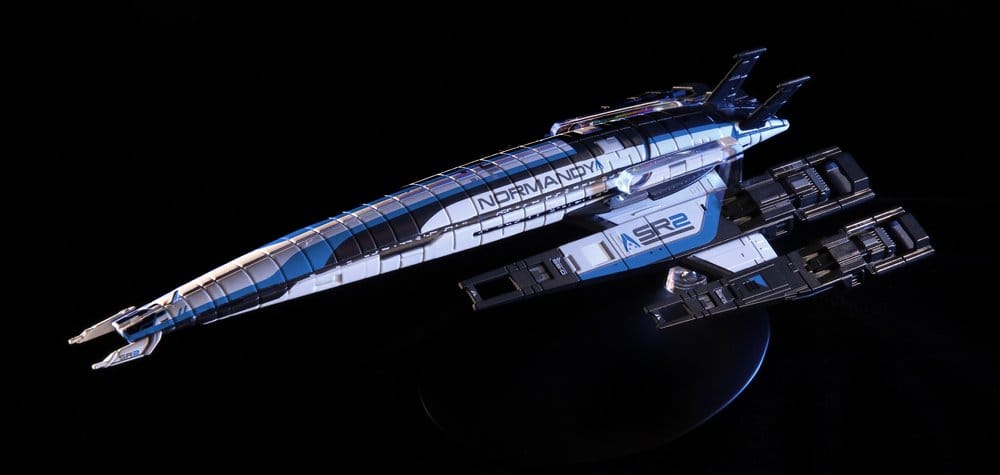 Mass Effect Die-Cast Normandy SR-2 22 cm 