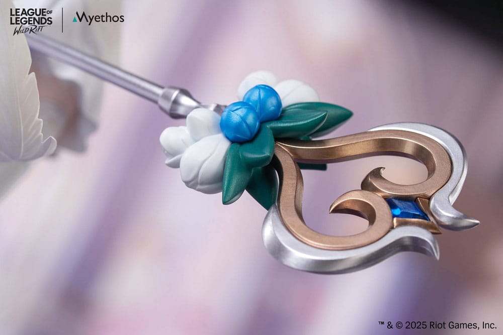 League of Legends Gift+ PVC Statue 1/8 Lux (Crystal Rose Ver.) 22 cm 