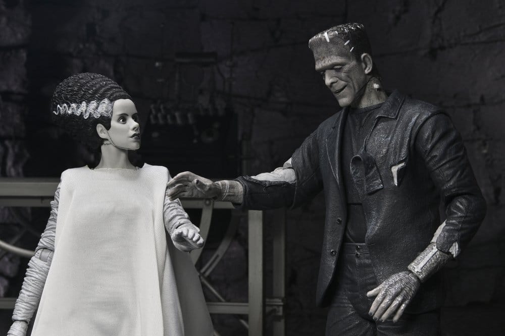 Universal Monsters Actionfiguren 2er-Pack Frankensteins Braut 90th Anniversary The Monster & His Mate (B&W) 18 cm