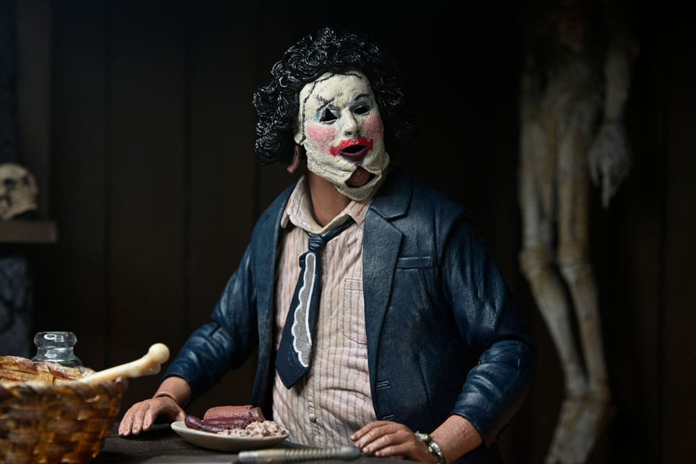 Texas Chainsaw Massacre Clothed Actionfigur Ultimate Pretty Woman Leatherface 50th Anniversary 20 cm        