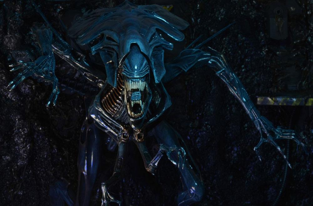 Aliens Ultra Deluxe Actionfigur Alien Queen 38 cm