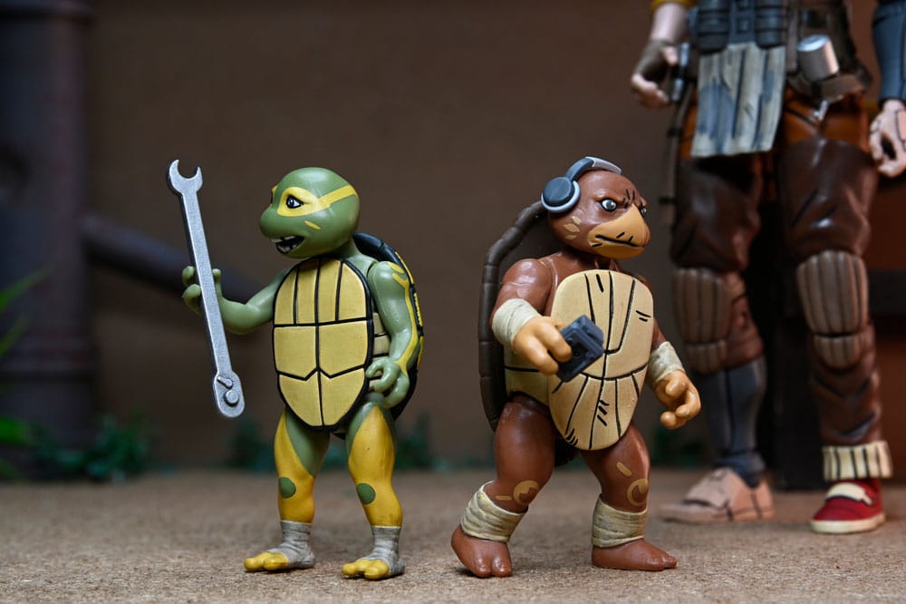 Teenage Mutant Ninja Turtles (The Last Ronin The Lost Years) Actionfigur Grammy April with Baby Yi & Moja 18 cm     