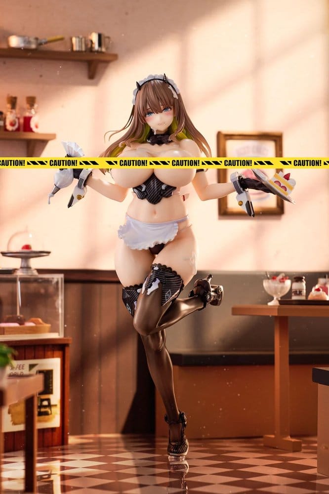 Meido-Busou PVC Figur 1/6 Blade Strawberry on the Shortcake Ver. 28 cm