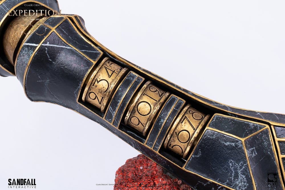 Clair Obscur: Expedition 33 Replik 1/1 Scale Arm of Gustave 48 cm