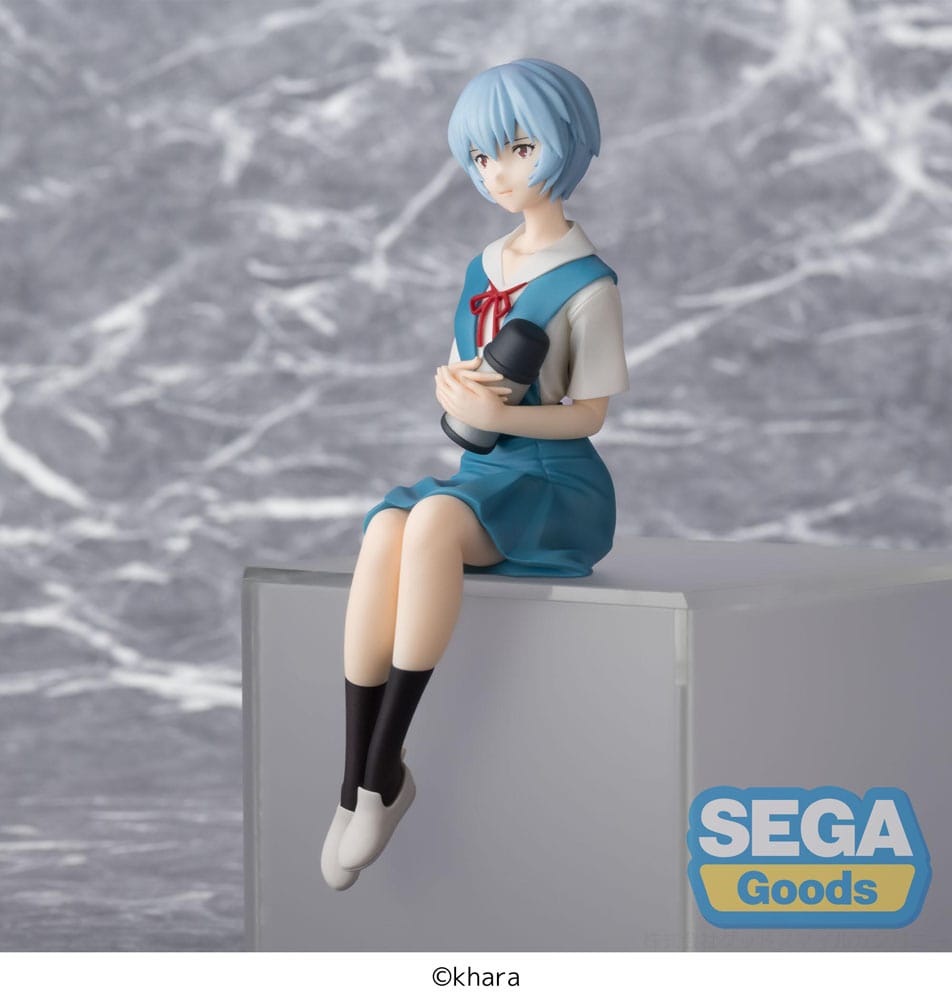 Rebuild of Evangelion PM Perching PVC Statue Rei Ayanami Evangelion New Theatrical Edition 14 cm       