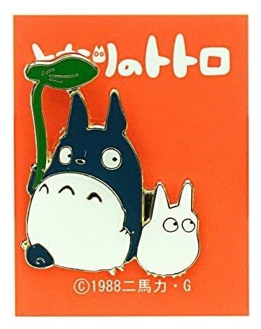 Mein Nachbar Totoro Anstecker Small and Middle Totoro with leaf