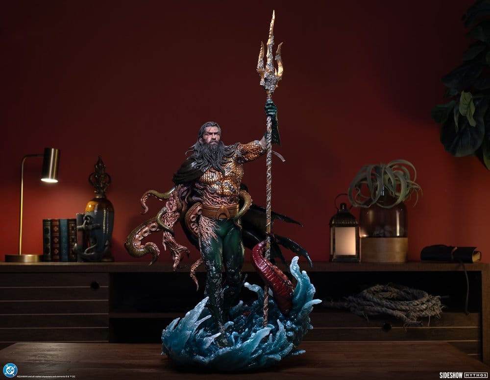 DC Comics Aquaman Premium Format Statue Aquaman: Lord of the Deep 74 cm 