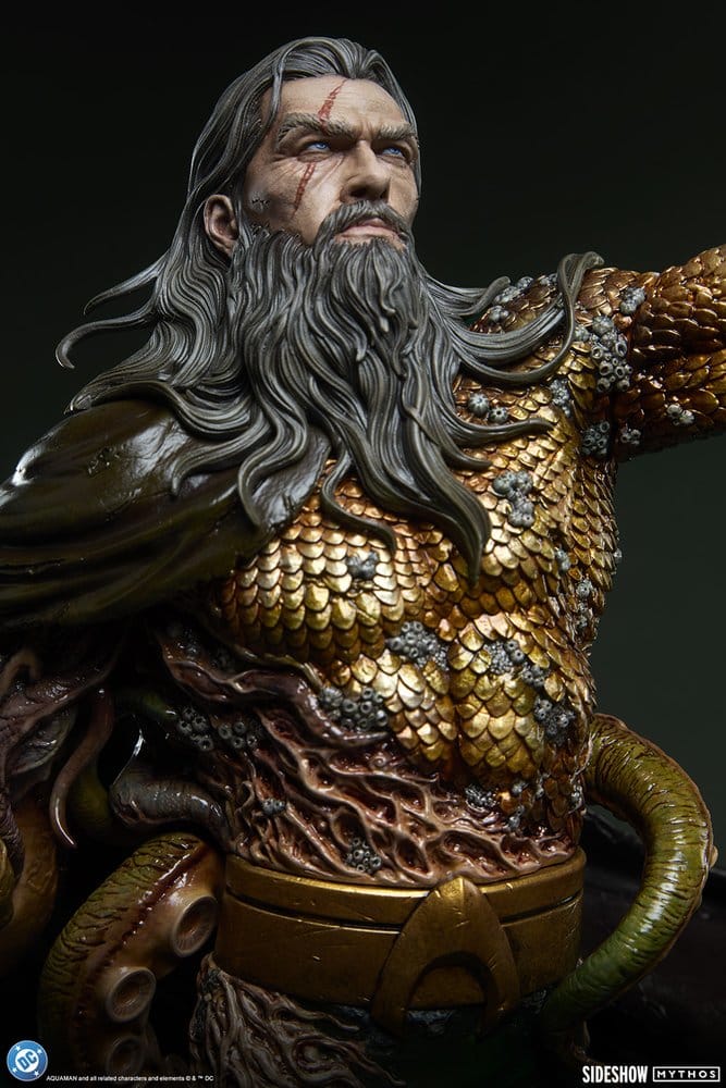 DC Comics Aquaman Premium Format Statue Aquaman: Lord of the Deep 74 cm 