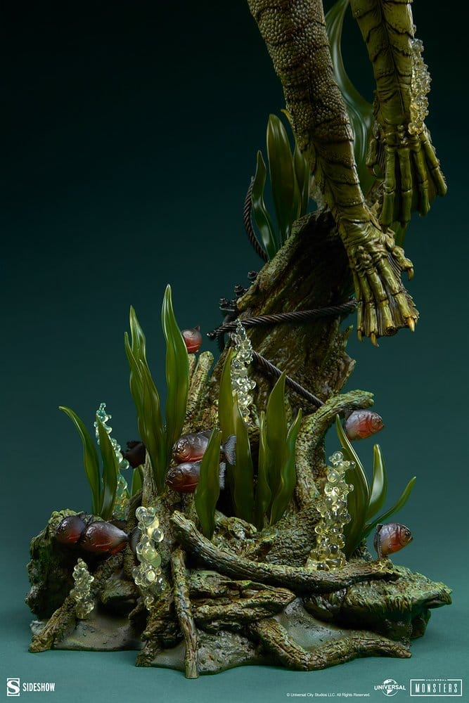 Universal Monsters Premium Format Statue Creature from the Black Lagoon 80 cm