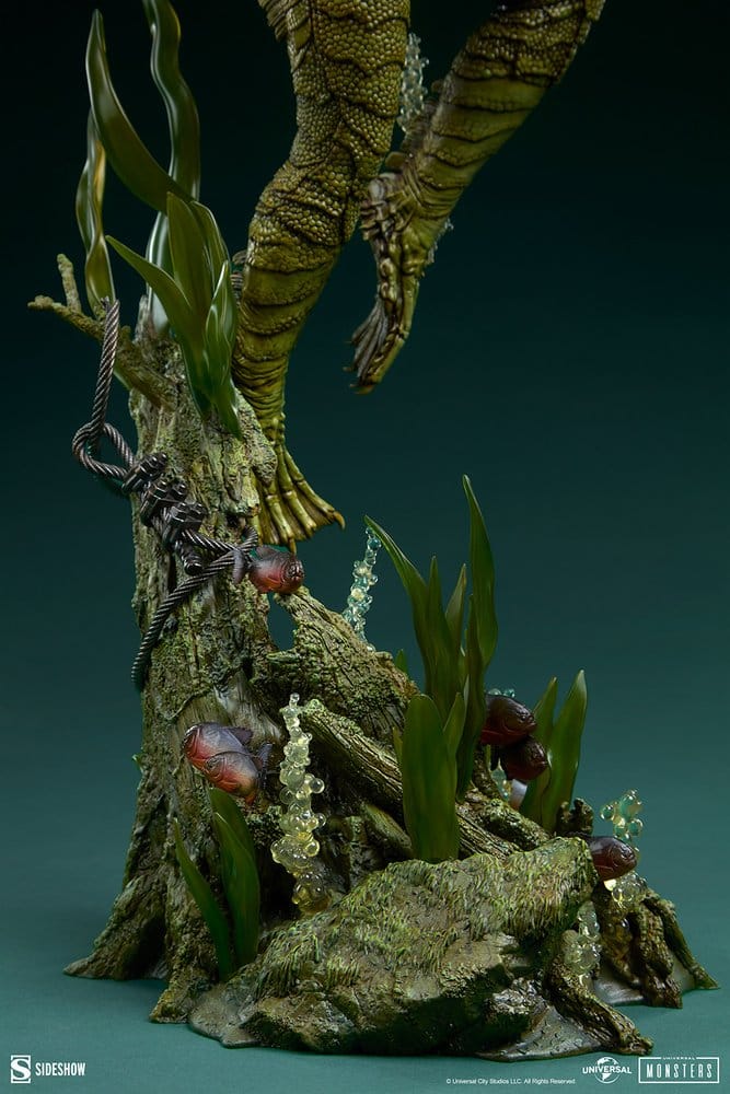 Universal Monsters Premium Format Statue Creature from the Black Lagoon 80 cm