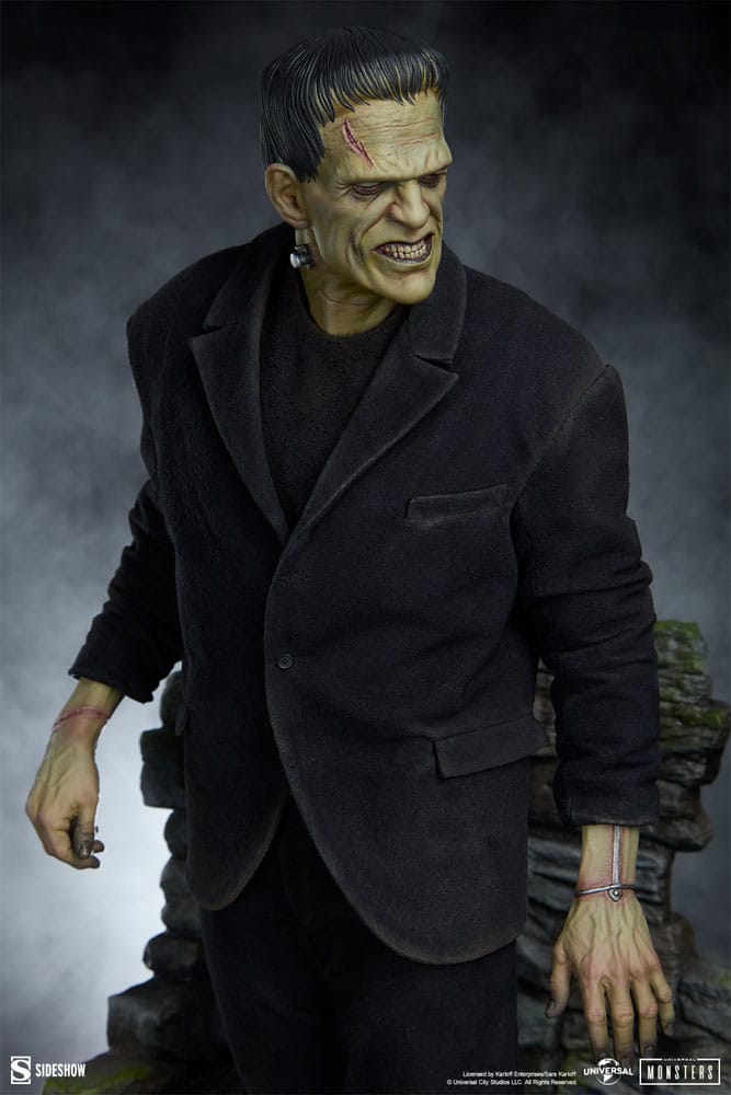 Frankenstein Premium Format Mixed Media Statue Frankenstein (Fabric Costume) 57 cm 