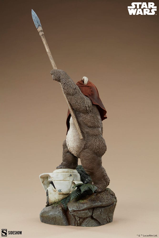  Star Wars: Episode VI - Die Rückkehr der Jedi-Ritter Premium Format Statue Wicket 46 cm