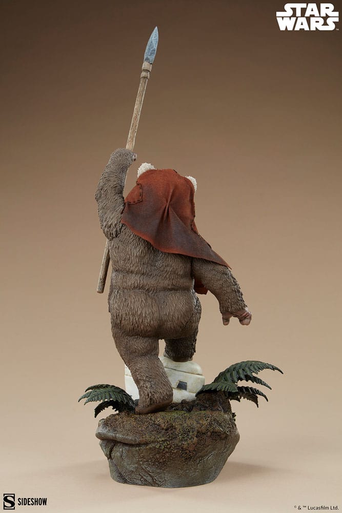  Star Wars: Episode VI - Die Rückkehr der Jedi-Ritter Premium Format Statue Wicket 46 cm