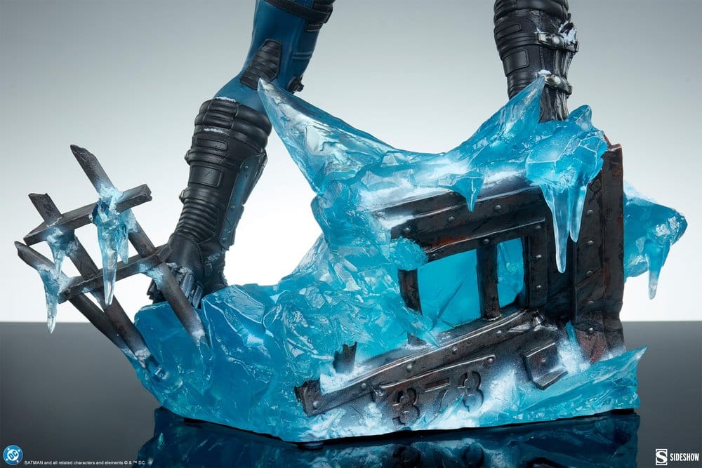 DC Comics Premium Format Statue Mr. Freeze 59 cm