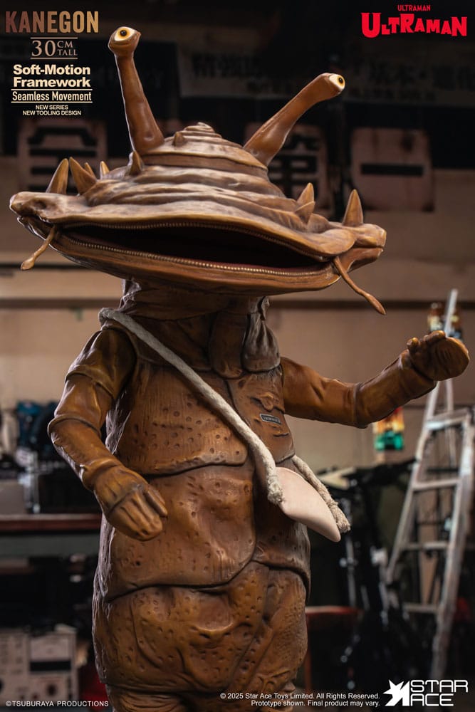 Ultraman Ultra-Kaiju Soft Vinyl Statue Kanegon Special Edition 30 cm   