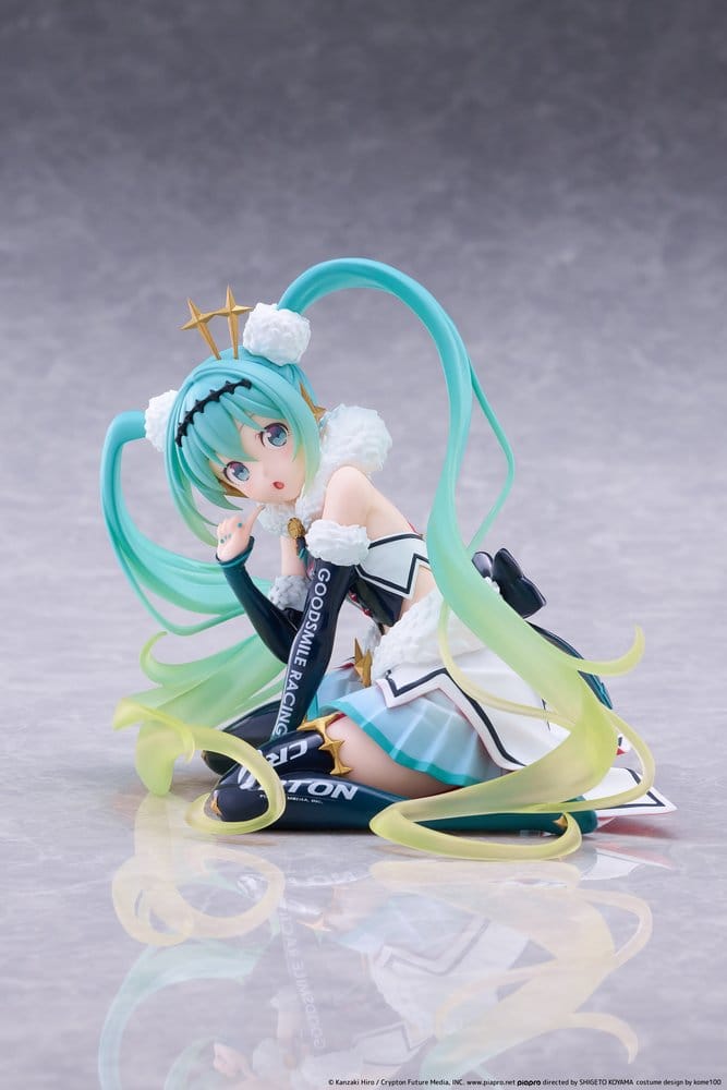 Hatsune Miku Taito Kuji PVC Figur Racing Miku 2018 Ver. Round 8 13 cm