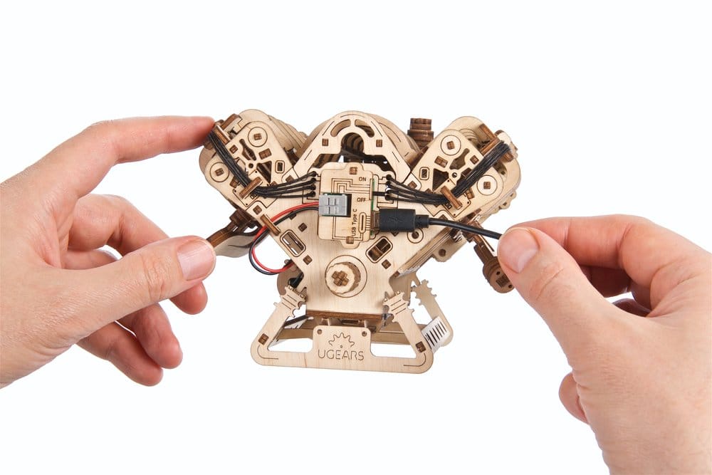 Ugears 3D-Holzpuzzle V8-Motor