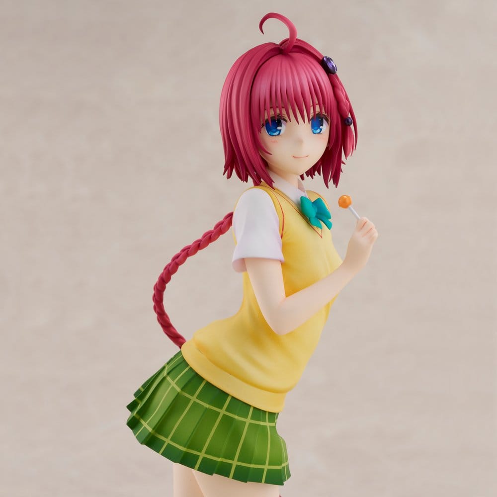 To LOVE-Ru Darkness School Uniform Series PVC Figur Mea Kurosaki 27 cm