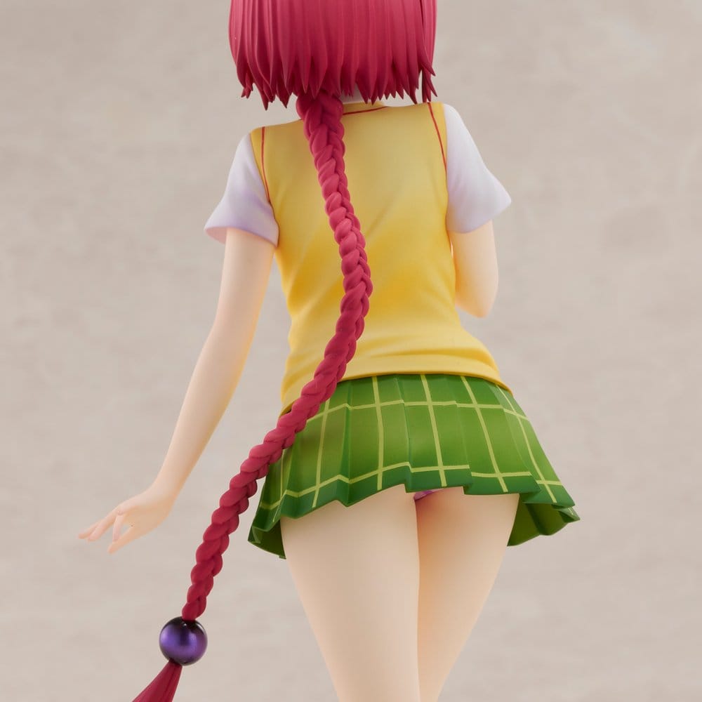 To LOVE-Ru Darkness School Uniform Series PVC Figur Mea Kurosaki 27 cm