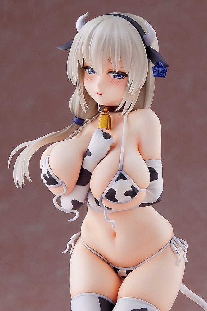 Uzaki-chan Wants to Hang Out! PVC Statue 1/7 Tsuki Uzaki Cow Bikini Ver. 22 cm 
