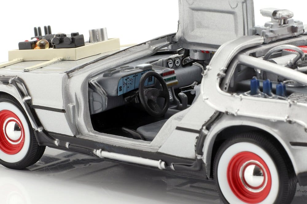 Zurueck in die Zukunft III Diecast Modell 1/24 81er DeLorean LK Coupe 18 cm 
