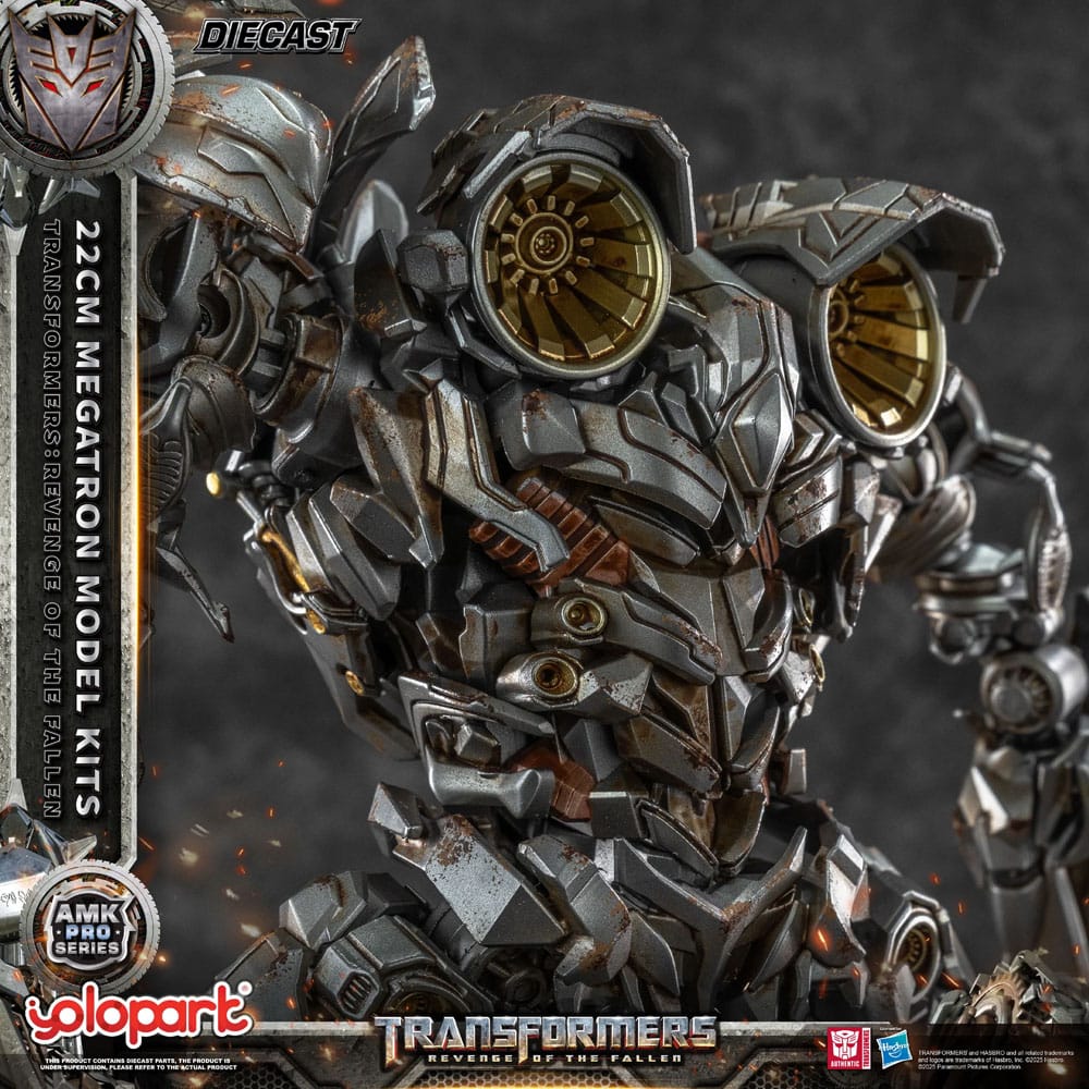 Transformers: Revenge of the Fallen AMK Pro Series Plastic Model Kit Megatron (Oversea Version) 22 cm    