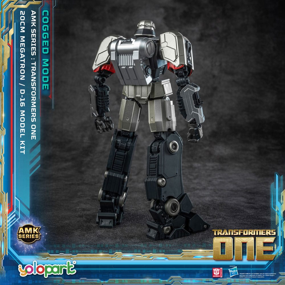 Transformers 8 AMK Series Plastic Model Kit D-16 20 cm    