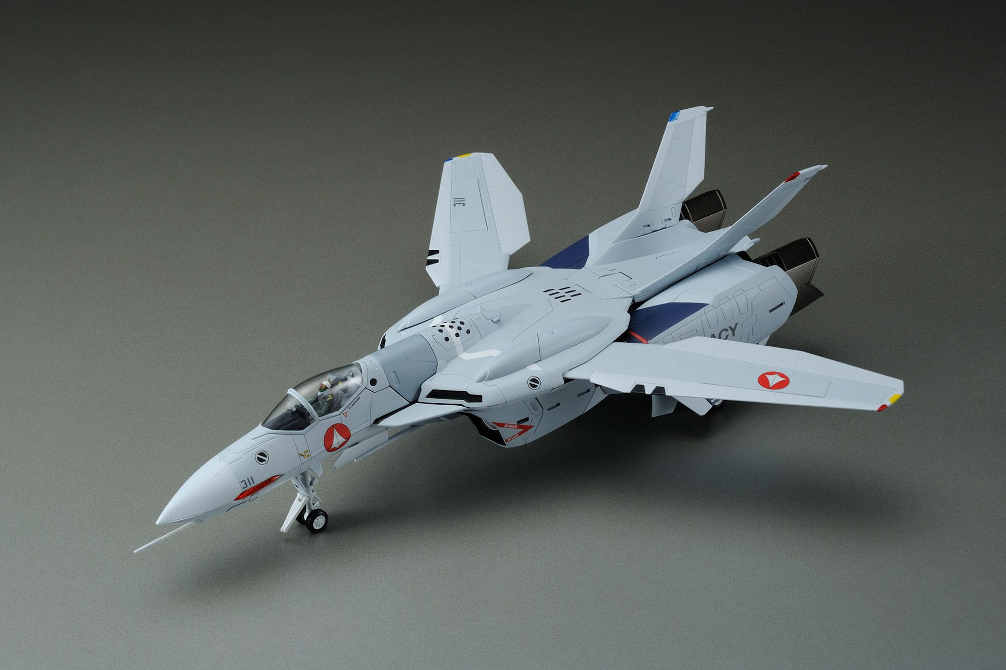 Macross Zero Actionfigur 1/60 Kanzen Henkei VF-0A Phoenix Shin Kudo Mounted Machine 32 cm 